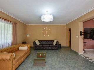 Foto 28 de Casa quinta en venta en La Plata 3 dormitorios