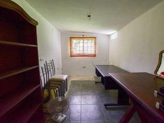 Foto 5 de Casa quinta en venta en La Plata 3 dormitorios