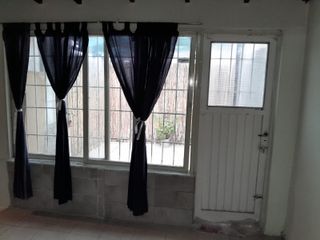 Foto 1 de Casa en  alquiler en Godoy Cruz