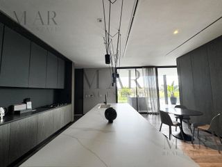 Foto 8 de Casa en Alquiler con muebles en El Golf, Nordelta
