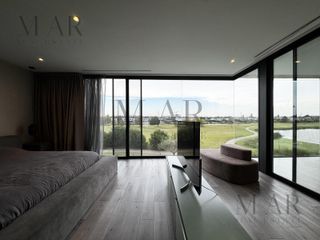 Foto 15 de Casa en Alquiler con muebles en El Golf, Nordelta