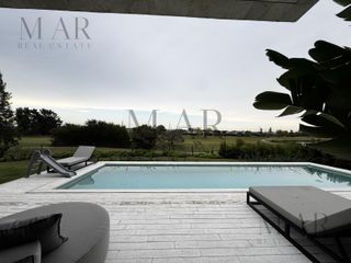 Foto 6 de Casa en Alquiler con muebles en El Golf, Nordelta