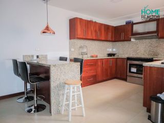 Foto 2 de CASA TOTALMENTE AMOBLADA EN UCUBAMBA - CUENCA