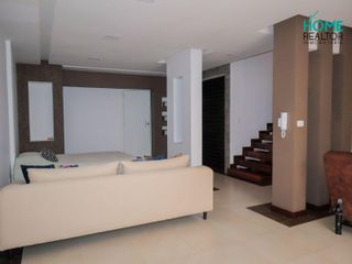 Foto 8 de CASA TOTALMENTE AMOBLADA EN UCUBAMBA - CUENCA