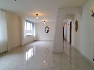Foto 13 de Edificio en San Isidro