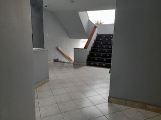 Foto 2 de Edificio en San Isidro