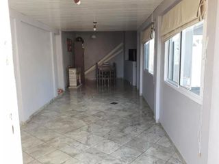 Foto 7 de Casa en venta - 2 Dormitorios 1 Baño - Villa Elvira
