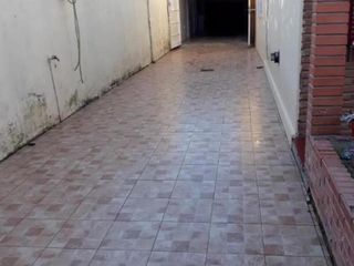 Foto 5 de Casa en venta - 2 Dormitorios 1 Baño - Villa Elvira