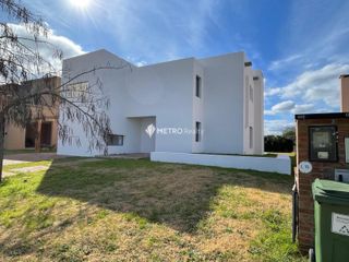 Foto 6 de Casa en venta en puertos del lago de escobar