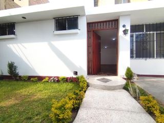 Foto 2 de Bonita Casa de 1 piso en Alquiler