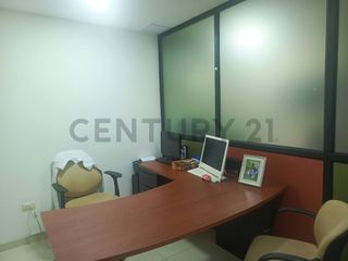 Foto 12 de Venta de Consultorio en Clínica San Francisco V.Bah