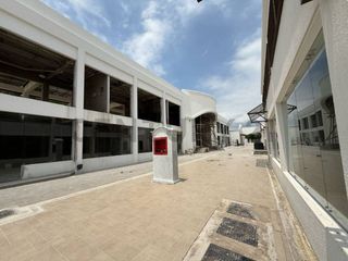 Foto 10 de Alquiler Local Comercial Esquinero en Galerías de Terranostra