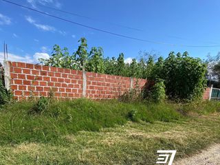 Foto 2 de Terreno / Lote en venta de 645m2 ubicado en Urbanización Los Robles, La Silleta