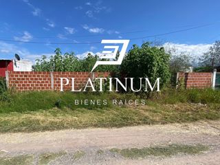 Foto 1 de Terreno / Lote en venta de 645m2 ubicado en Urbanización Los Robles, La Silleta