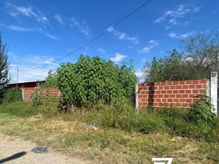 Foto 3 de Terreno / Lote en venta de 645m2 ubicado en Urbanización Los Robles, La Silleta