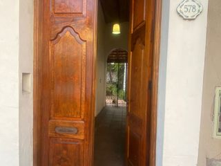 Foto 1 de Alquiler comercial casa colonial en San Isidro