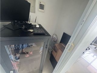 Foto 20 de Venta de OPORTUNIDAD Oficina  en Mix vía 40