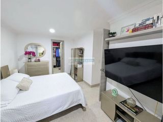 Foto 7 de Apartamento en venta  en Miramar