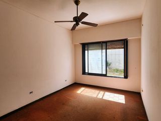 Foto 14 de CASA EN VENTA LA PLATA 3 DORMITORIOS Y JARDIN