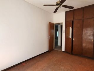 Foto 13 de CASA EN VENTA LA PLATA 3 DORMITORIOS Y JARDIN