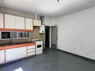 Foto 6 de CASA EN VENTA LA PLATA 3 DORMITORIOS Y JARDIN