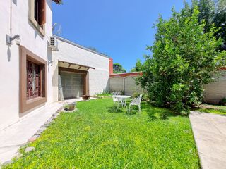 Foto 21 de VENTA CASA DE 4 DORMITORIOS CON PILETA EN FUNES