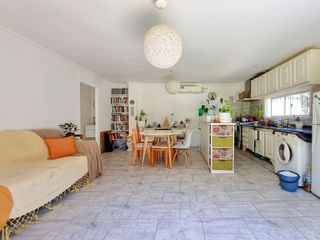 Foto 26 de VENTA CASA DE 4 DORMITORIOS CON PILETA EN FUNES