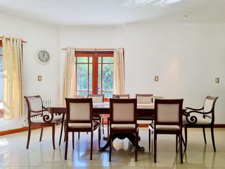 Foto 4 de VENTA CASA DE 4 DORMITORIOS CON PILETA EN FUNES