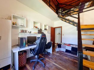 Foto 10 de VENTA CASA DE 4 DORMITORIOS CON PILETA EN FUNES