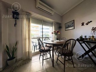 Foto 3 de Venta departamento de 3 ambientes con cochera en Banfield Este.
