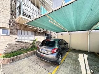 Foto 18 de Venta departamento de 3 ambientes con cochera en Banfield Este.