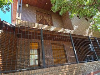 Foto 4 de VENTA CASA 3 DORMITORIOS CENTRO OESTE