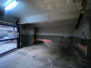 Foto 3 de VENTA COCHERA CUBIERTA RECOLETA