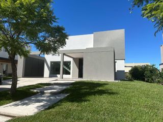 Foto 2 de Casa en venta Puertos, Barrio Vistas