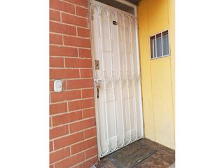 Foto 3 de Vendo Casa de tres pisos en quintas de Villa Maria Zipaquira