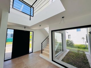 Foto 21 de Casa en venta Puertos del Lago ACACIAS