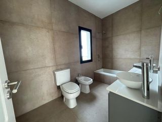 Foto 19 de Casa en venta Puertos del Lago ACACIAS