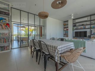 Foto 24 de Casa en  venta al lago en Virazon de 4 dormitorios en suite