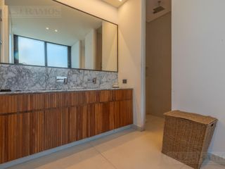 Foto 34 de Casa en  venta al lago en Virazon de 4 dormitorios en suite