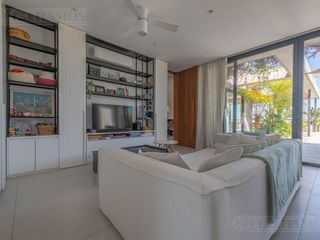 Foto 27 de Casa en  venta al lago en Virazon de 4 dormitorios en suite