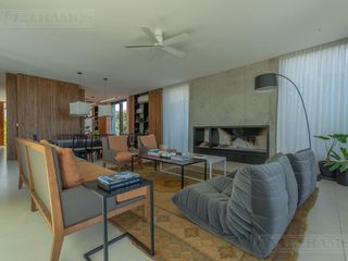 Foto 17 de Casa en  venta al lago en Virazon de 4 dormitorios en suite
