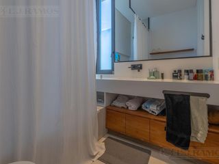 Foto 43 de Casa en  venta al lago en Virazon de 4 dormitorios en suite