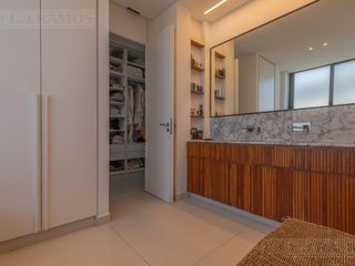 Foto 35 de Casa en  venta al lago en Virazon de 4 dormitorios en suite
