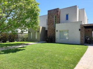 Foto 41 de Casa en el barrio Harás Santa Maria - Los Eucaliptos