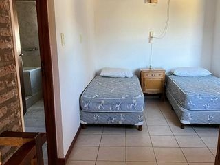 Foto 5 de Casa en  alquiler permanente en Funes Guiraldes 2630