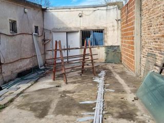 Foto 16 de Casa Multifamiliar en venta - 5 Dormitorios 6 Baños - 1.919Mts2 - González Catan