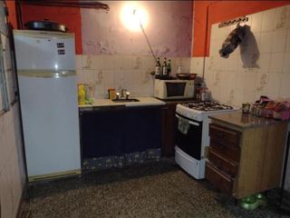 Foto 19 de Casa Multifamiliar en venta - 5 Dormitorios 6 Baños - 1.919Mts2 - González Catan