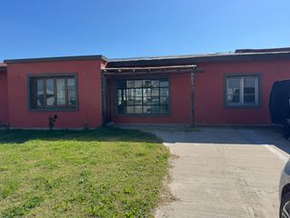 Foto 2 de Casa en Venta - a Refaccionar en El Ensueño