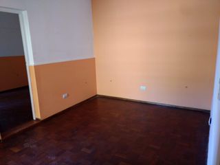 Foto 12 de CASA AL FRENTE / MENDOZA 3500 (ECHESORTU)