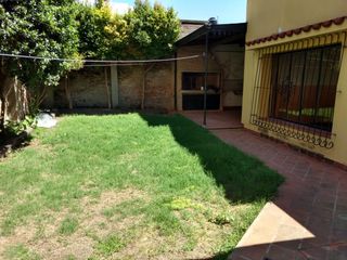 Foto 1 de CASA AL FRENTE / MENDOZA 3500 (ECHESORTU)